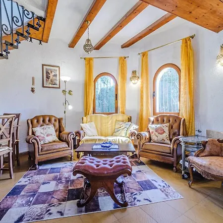度假居 Pet Friendly Home In Els Poblets 埃尔斯波夫莱特斯