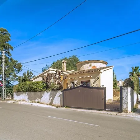 Pet Friendly Home In Els Poblets 度假居
