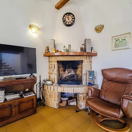 Pet Friendly Home In Els Poblets * 埃尔斯波夫莱特斯