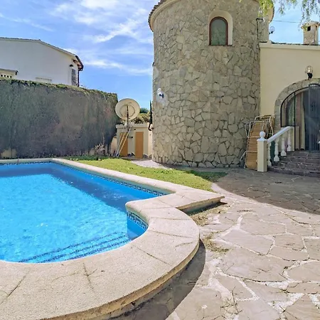 Pet Friendly Home In Els Poblets * 埃尔斯波夫莱特斯